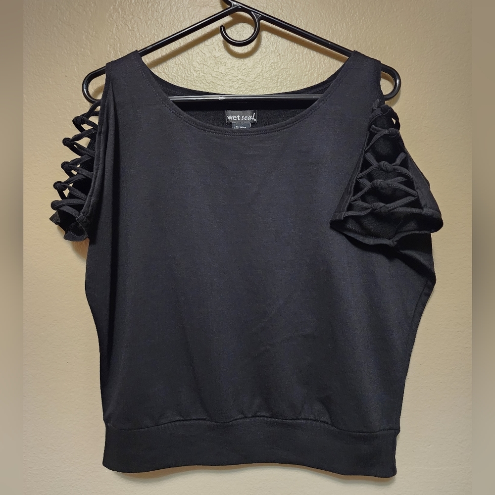 Cold Should Crop - Wet Seal Sz S
